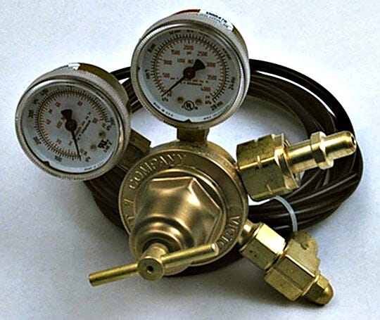 Anaerobic Mixed Gas (AMG) Regulator for Shelf Labs BACTRON and BACTROX glove boxes | 3901-10 displayed