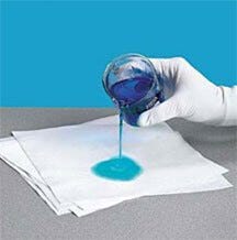 9" x 9" ISO-5 compliant wiper contains spills; IPA pre-saturated formulations available  |  5605-04 displayed