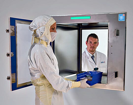 ISO 4-compliant Smart BioSafe® Pass-Throughs offer smooth interiors, autoclavable doors and smart electronic interlocks for critical aseptic use | 2635-75A-2-316 displayed