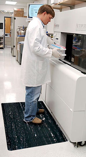 Anti-fatigue mats enhance worker comfort, resist chemicals and common disinfectants, and prevent accumulation of microbes  |  5606-00 displayed