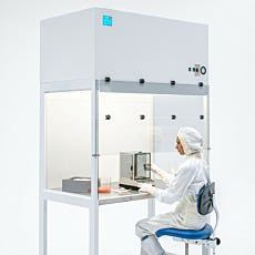 ValuLine® Freestanding Laminar Flow Workstations