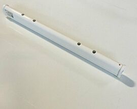Safely neutralizes surface charges to protect against electro-static discharge (ESD)  |  2005-06A displayed