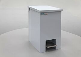 Polypropylene waste receptacles  |  1456-25A displayed