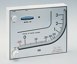 Measures pressure differentials across a cleanrooms air filter to ensure correct filter operation  |  1500-09 displayed