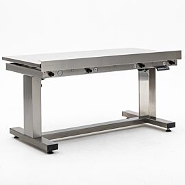ISO 6 ErgoHeight® workstation isolates surface from intrinsic vibrations  |  3504-82B displayed