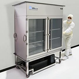PureFlow Laminar Transport Cart system provides an uninterrupted vertical laminar flow of HEPA-filtered air in the storage area  |  1529-68 displayed