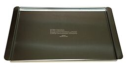 Adjustable shelves support weight loads of up to 45 pounds. | 1678-05 displayed