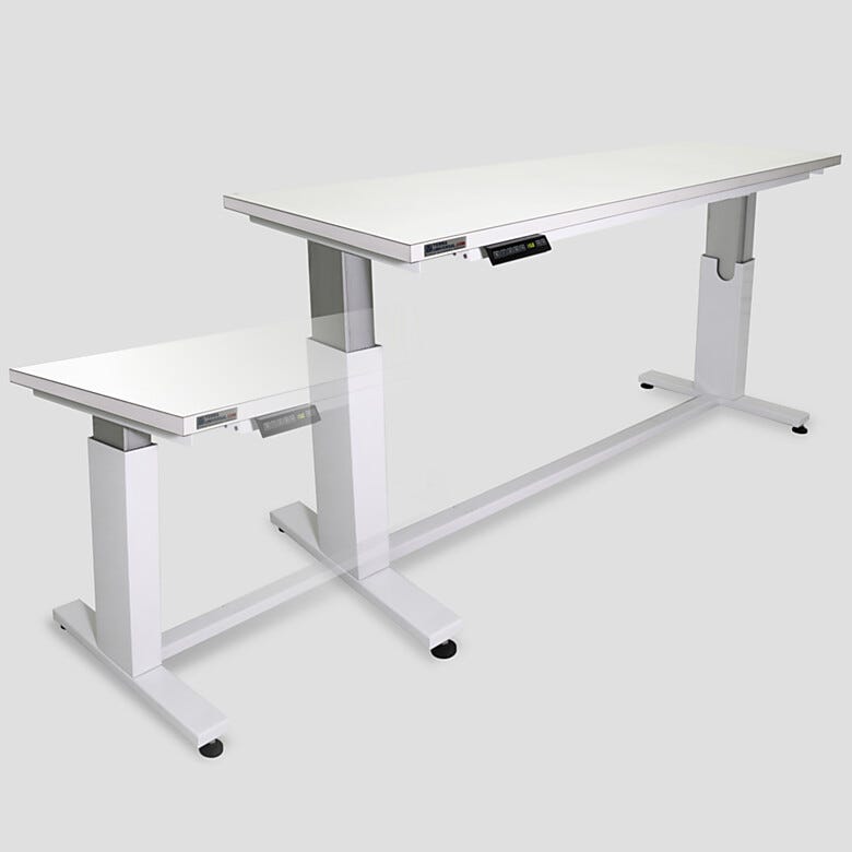 Sealed laminate top design is compatible with Class 100/ISO 5 cleanrooms  |  1722-00-E  |  1728-00-E displayed