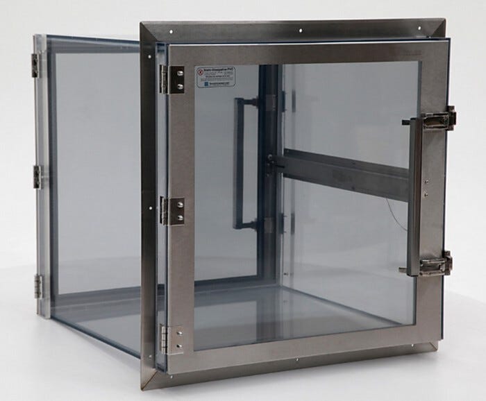 Reduces contamination by providing a clean way to transfer equipment. | 1991-82D displayed