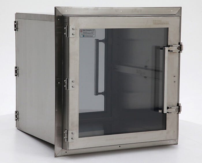 Reduces contamination by providing a clean way to transfer equipment | 1992-14D displayed