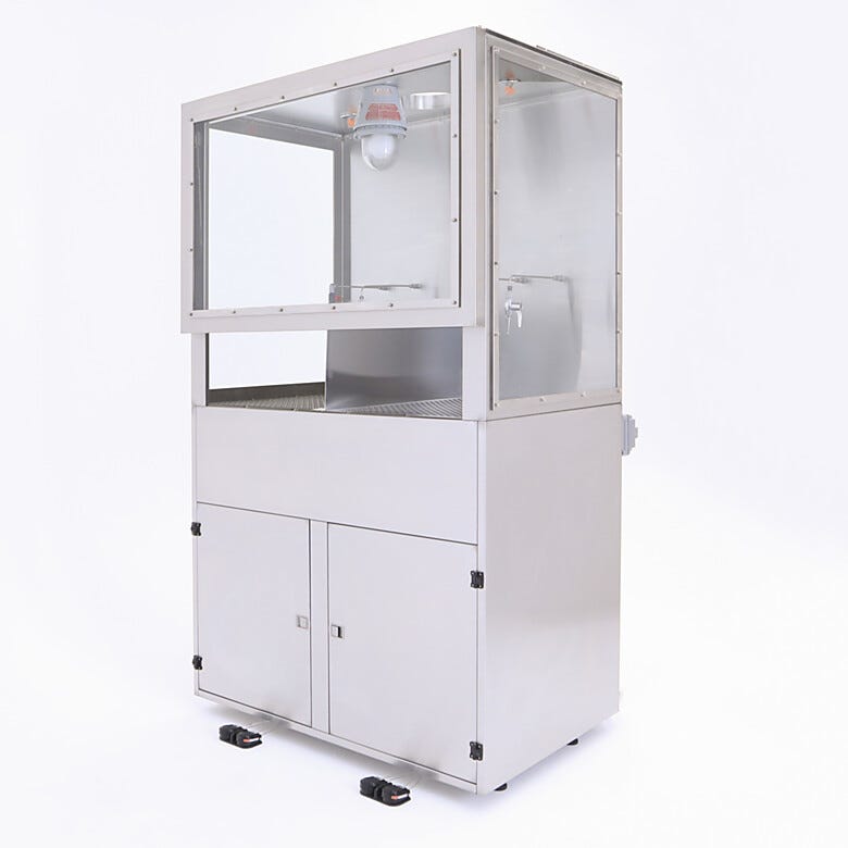 Stainless steel wet cleaning station with explosion-proof light, 48