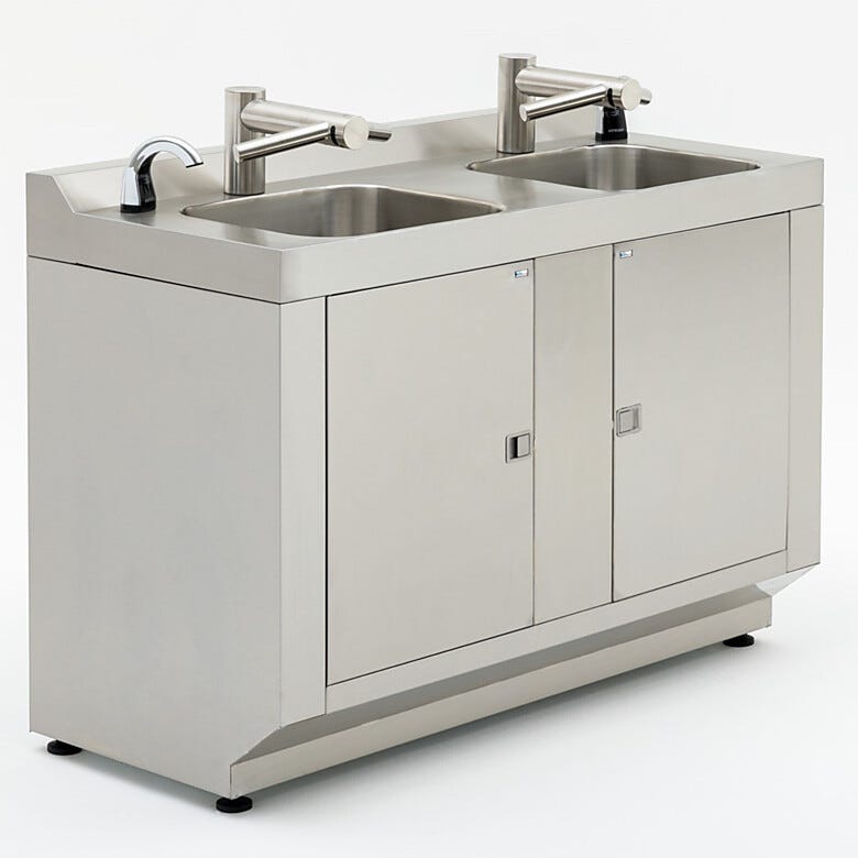 Automatic faucets and Dyson AirBlade® hand dryers with smooth disinfectant-ready stainless steel surfaces  |  9600-61D displayed