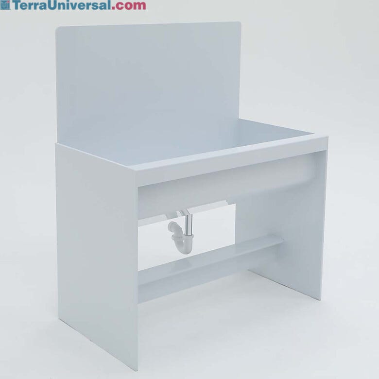Acid resistant ValuLine® polypropylene wet cleaning station; 48