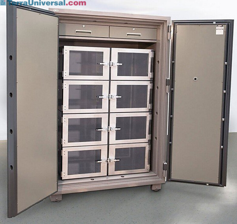 Stores sensitive components in a dry, contamination-free environment; guards against fire, theft or tampering  |  6500-22 displayed