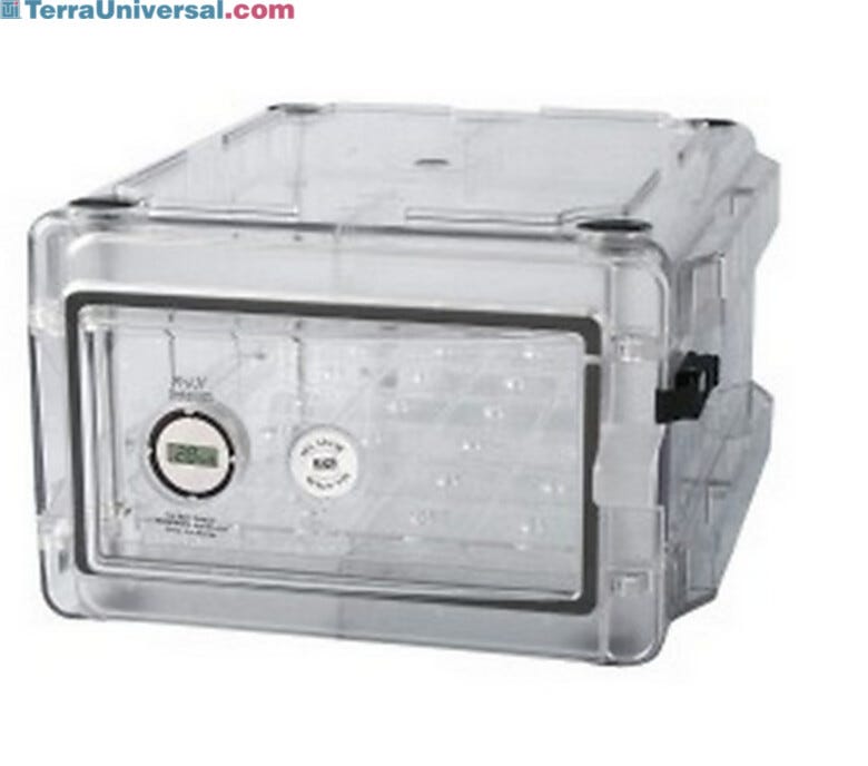 Secador 1.0 is a Bel-Art portable desiccator made from Copolyester. Includes a humidity meter to measure relative humidity of the chamber. | 1538-08 displayed