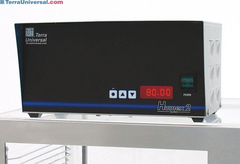 Humidifier provides inline humidification of nitrogen | 9081-02 displayed