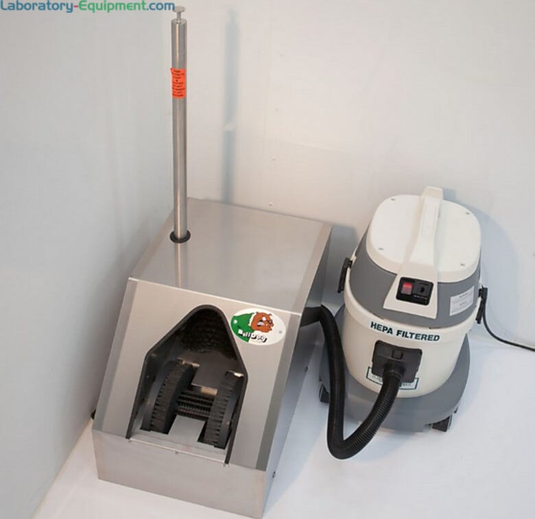Bull Dog 351 Shoe Brush Machine  |  7575-00 displayed