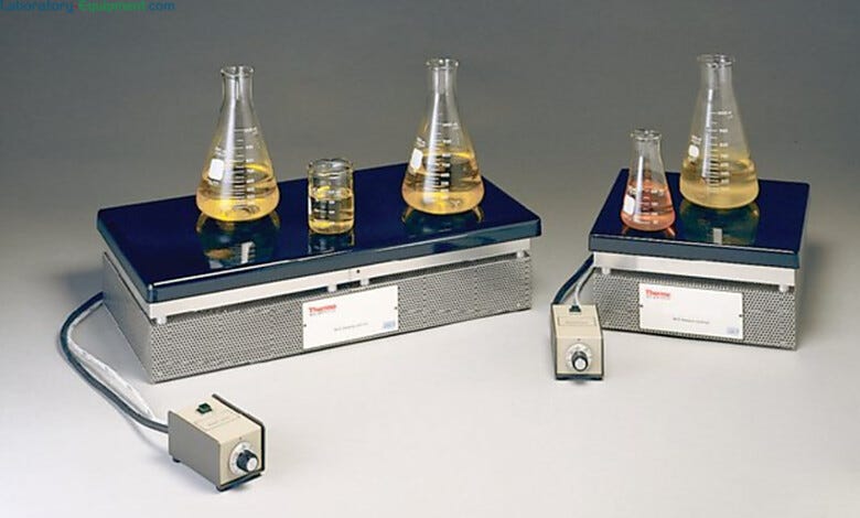 Thermo Fisher Scientific Remote Control Hot Plate with a porcelain-coated stainless steel top ideal for use in fume hoods and corrosive environments  |  4000-99 displayed