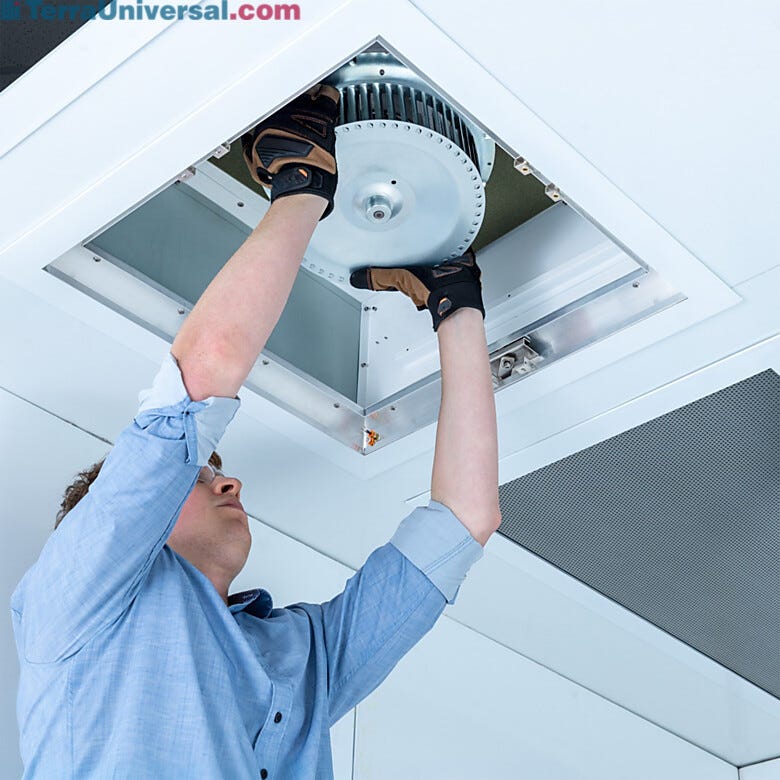 RSRE Fan filter unit is designed to permit access and replacement of all the unit's internals from inside the cleanroom  |  6601-22-HRM displayed