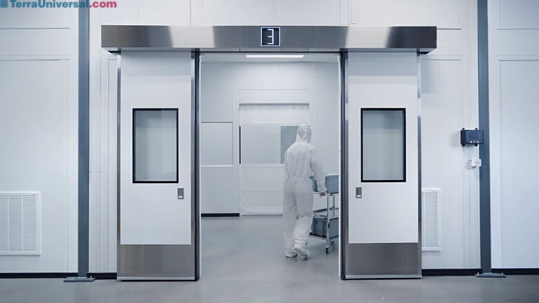 The Rite-Hite ISO-Clean® glider door helps shield against contamination, preserving sterile environments  |  1999-15 displayed