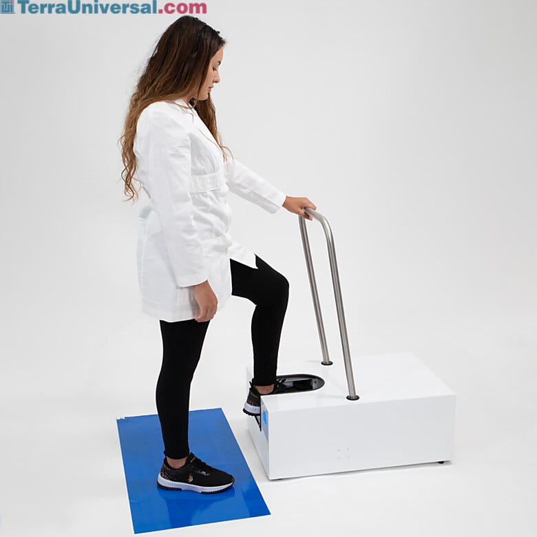 Automatic Cleanroom Shoe Cleaner, 120 V, 1784-14A | Terra Universal