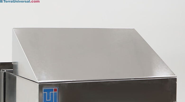Angled surface minimizes particle accumulation and accommodates laminar flow. | 6705-15 displayed