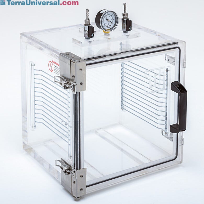 Engineered by Terra specifically for vacuum chambers, the adjustable hinges allow precise door alignment for a consistent, airtight seal | 5235-68A displayed
