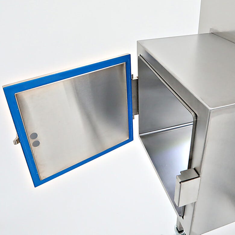 BioSafe® inert gas airlock; removable and autoclavable doors; seamless interior with coved corners  |  9670-64C displayed