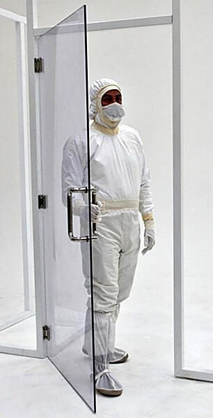 This door incorporates Terra's BioSafe design for optimal cleanliness.