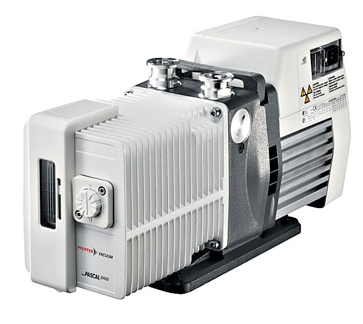 Pascal 2005 Rotary Vane Vacuum Pump | 7901-35 displayed