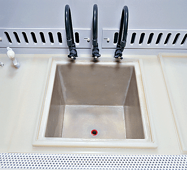 Offers excellent chemical resistance and easy cleaning  |  7018-22 displayed