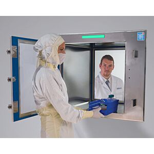 Smart® BioSafe® CleanMount® Pass-Throughs