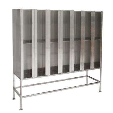 304 stainless steel cubbies with slotted footplates, double-sided with 28 compartments, 14 per side  |  4955-05