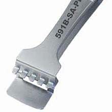 5 Tooth bent top blade for easy handling of wafers.  |  9304-08 displayed