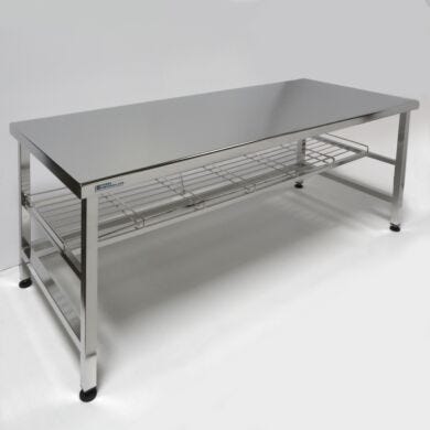 Electropolished 304-stainless steel ISO 4 cleanroom table with continuous seam welds; durable, all-welded work station for critical processes  |  