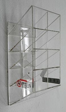 ValuLine™ Acrylic 8 compartment safety glasses Holder  |  4950-45A displayed