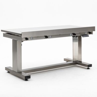 ISO 6 ErgoHeight™ workstation isolates surface from intrinsic vibrations  |  3504-82B displayed