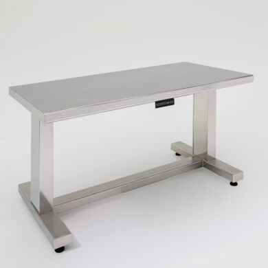 ISO 5 ErgoHeight™ adjustable tables include heavy-duty stainless steel top and frame for lateral stability and cleanroom compatibility (Shown: 60