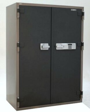 Fire-rated locking safe: 23 cubic foot capacity  |  6500-16 displayed