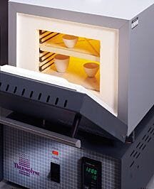 Uses open coil heating elements allow fast heating with minimal temperature gradient  |  4000-64 displayed