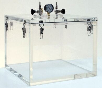 Shown with included vacuum gauge and metering valves.  |  5235-04B displayed