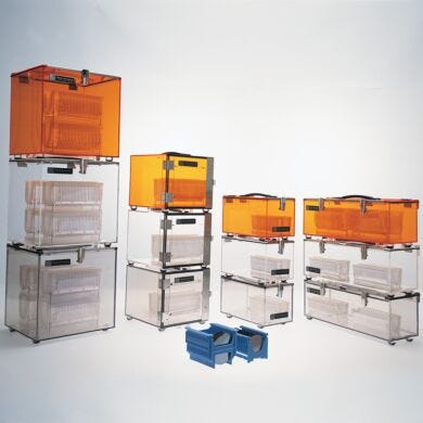Stackable portable plastic desiccator dry box chambers maintain clean, dry environment during parts transit  |  9302-20B