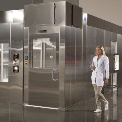 Stainless steel cleanroom air shower configured to modular stainless steel cleanroom