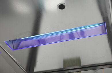 UV-C germicidal lamp kills microbes  |  2635-50 displayed