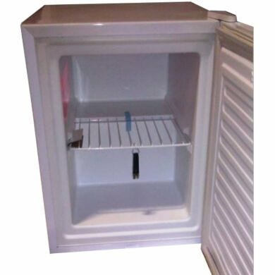 #02LFEETSA includes 1 fixed shelf, bottom storage and door lock  |  1536-78 displayed