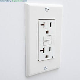 Duplex outlet with installed quick-connect plug for streamlining installation  |  6704-33A displayed