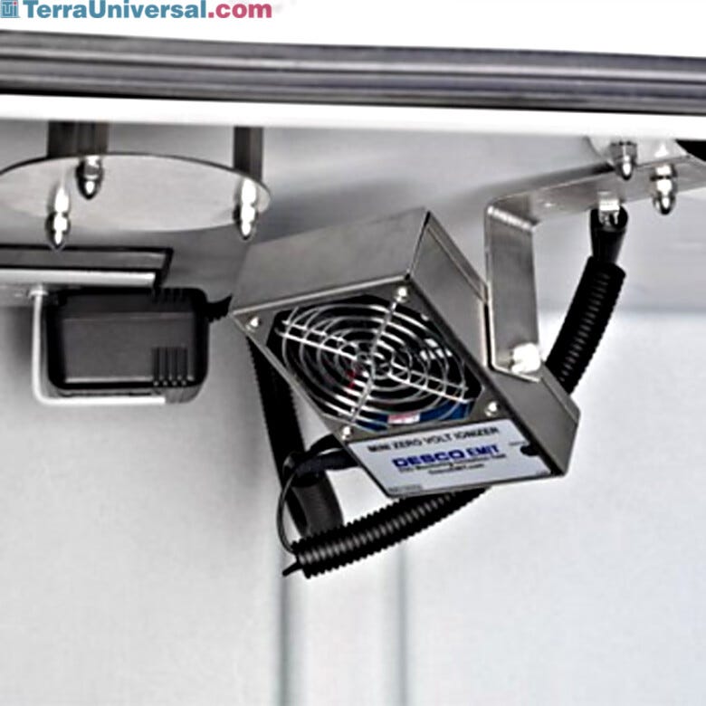 Circulates ionized air inside the glove box to neutralize static charge | 3643-29 displayed