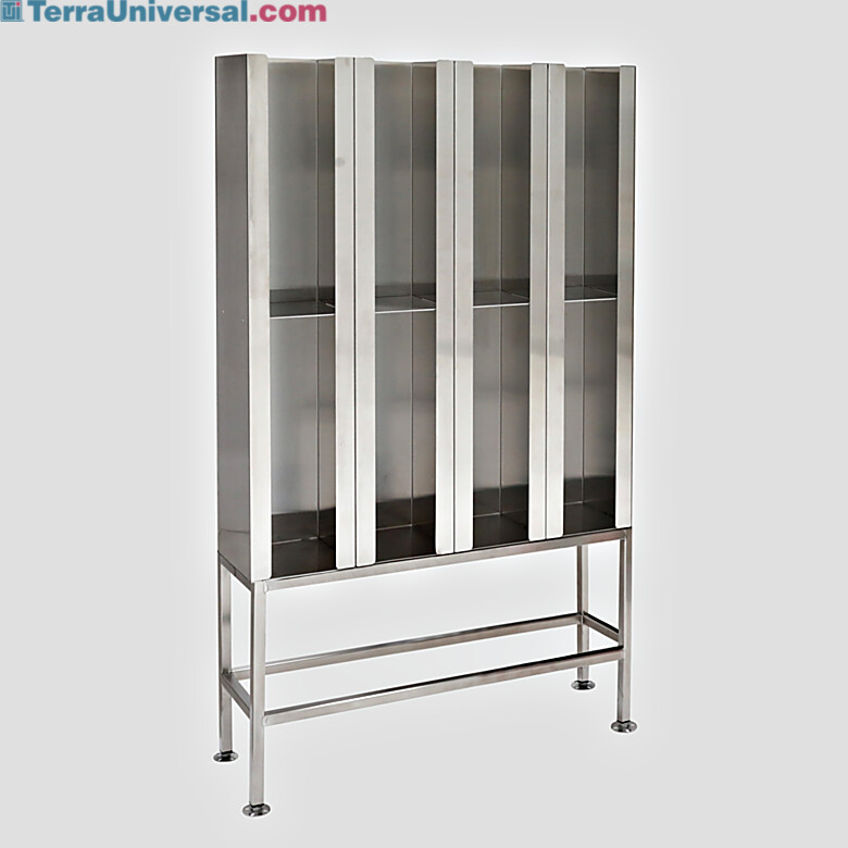 8 single-sided 304 stainless steel cubbies with slotted footplates  |  4955-01 displayed