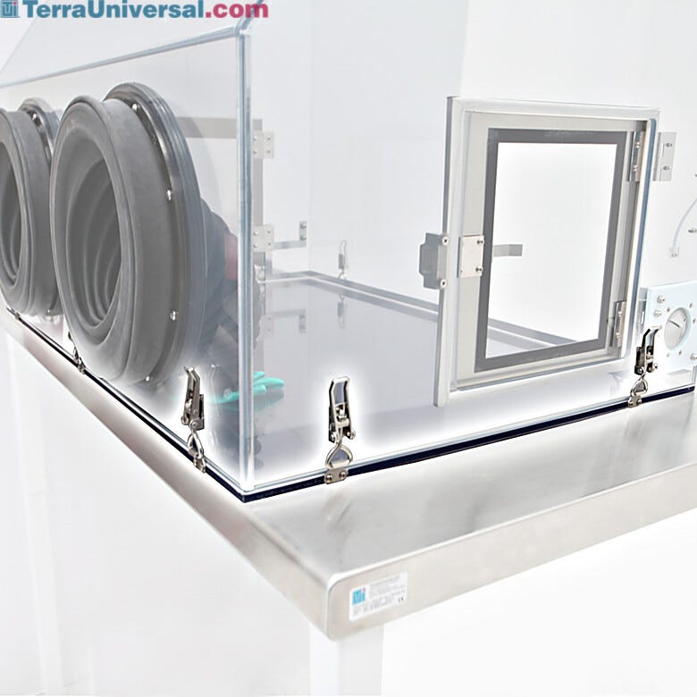 Detachable base for plastic series 100 glovebox includes latches dual gasket sealed perimeter   |  1681-55 displayed