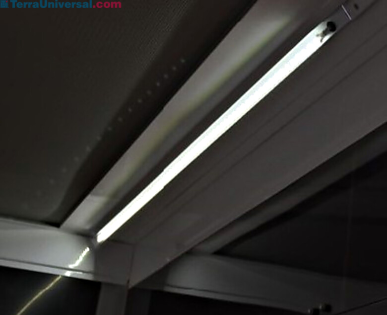 Light shown installed.  |  1870-10 displayed